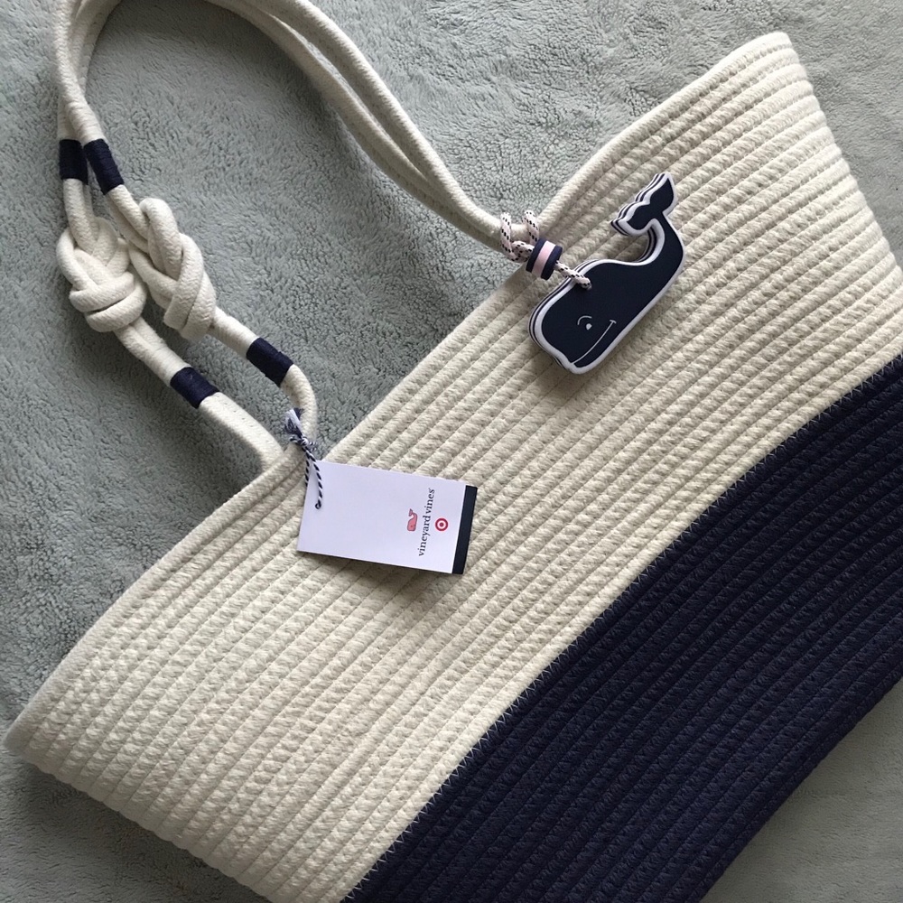 Vineyard Vines Cream and Navy Tote Bag